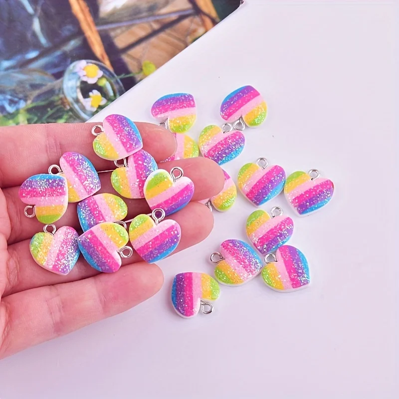 10 Pezzi Ciondoli a Cuore in R - Resin Crafts Diy recensione e prezzo